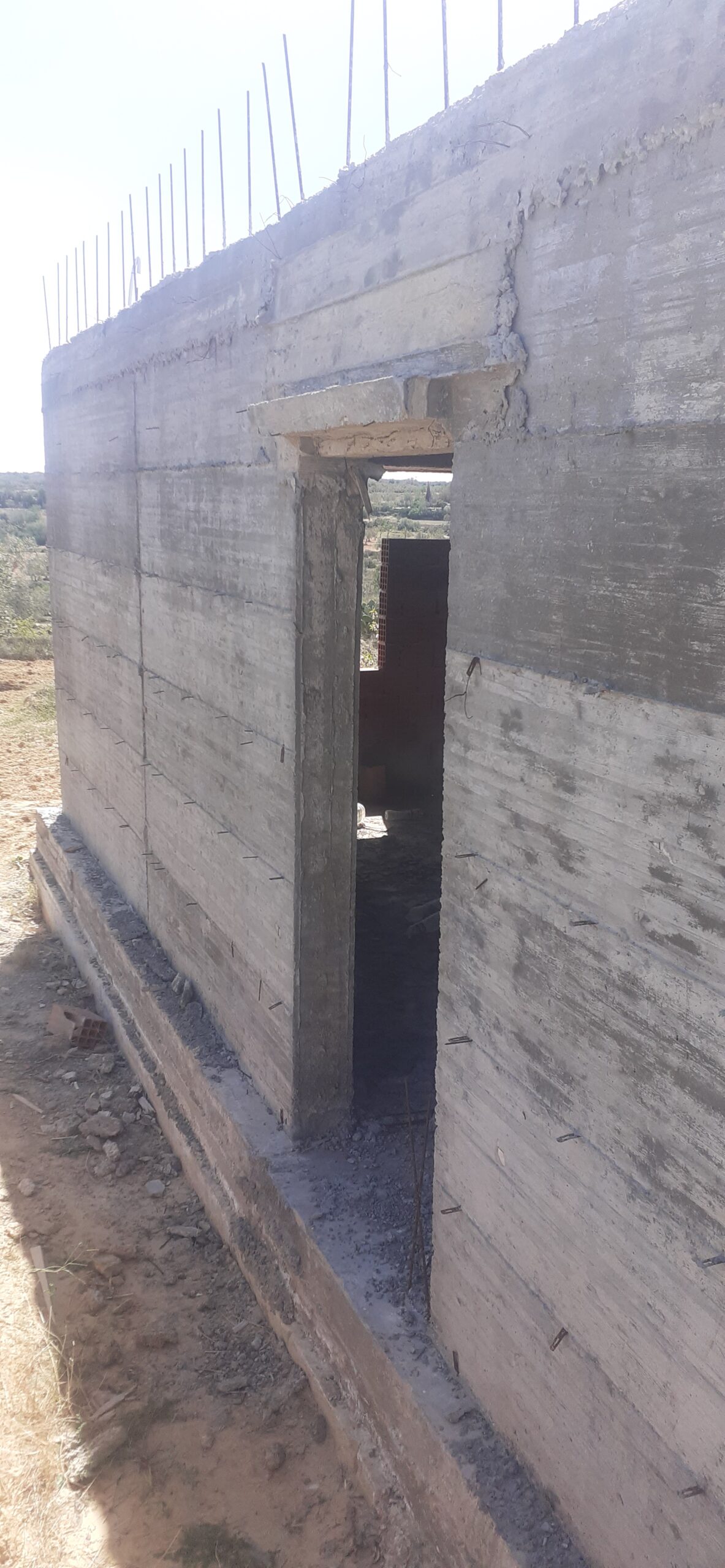 2900 metre carrees agricole + maison contenporaine en cours de construction + titre individuel et steg